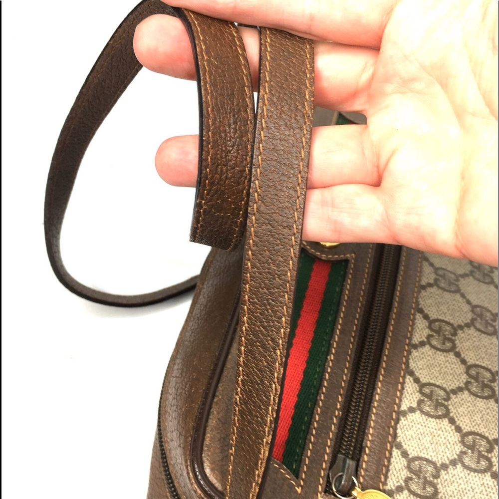 Authentic Gucci brown monogram coated canvas crossbody bag - Picture 13 of 16